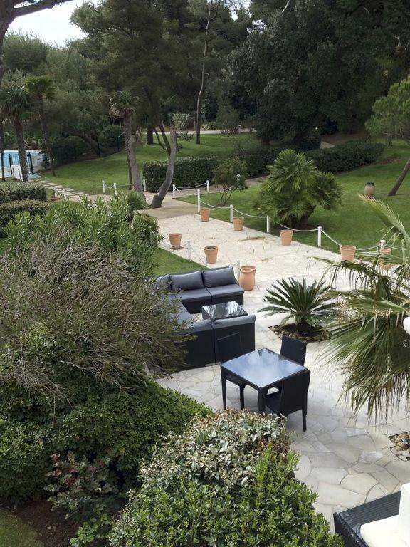 Badine Beach 5P Plage Piscine Balneo Clim Jardin Exotique 耶尔 外观 照片